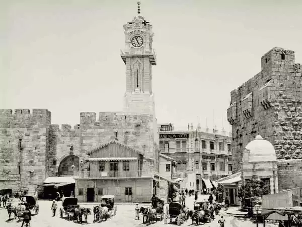 סיור בירושלים עם מקרן