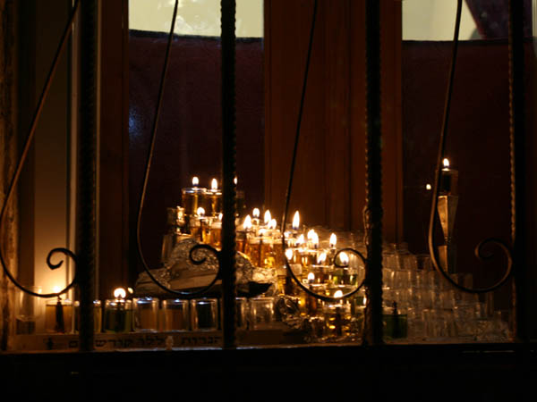 Hanukkah Lamp Tour in Jerusalem